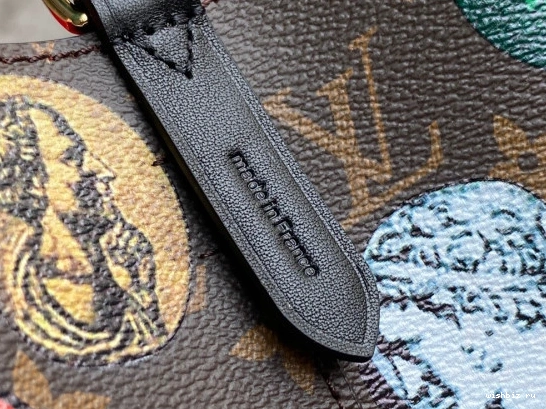 WIS NÉONOÉ LOUIS VUITTON 1127